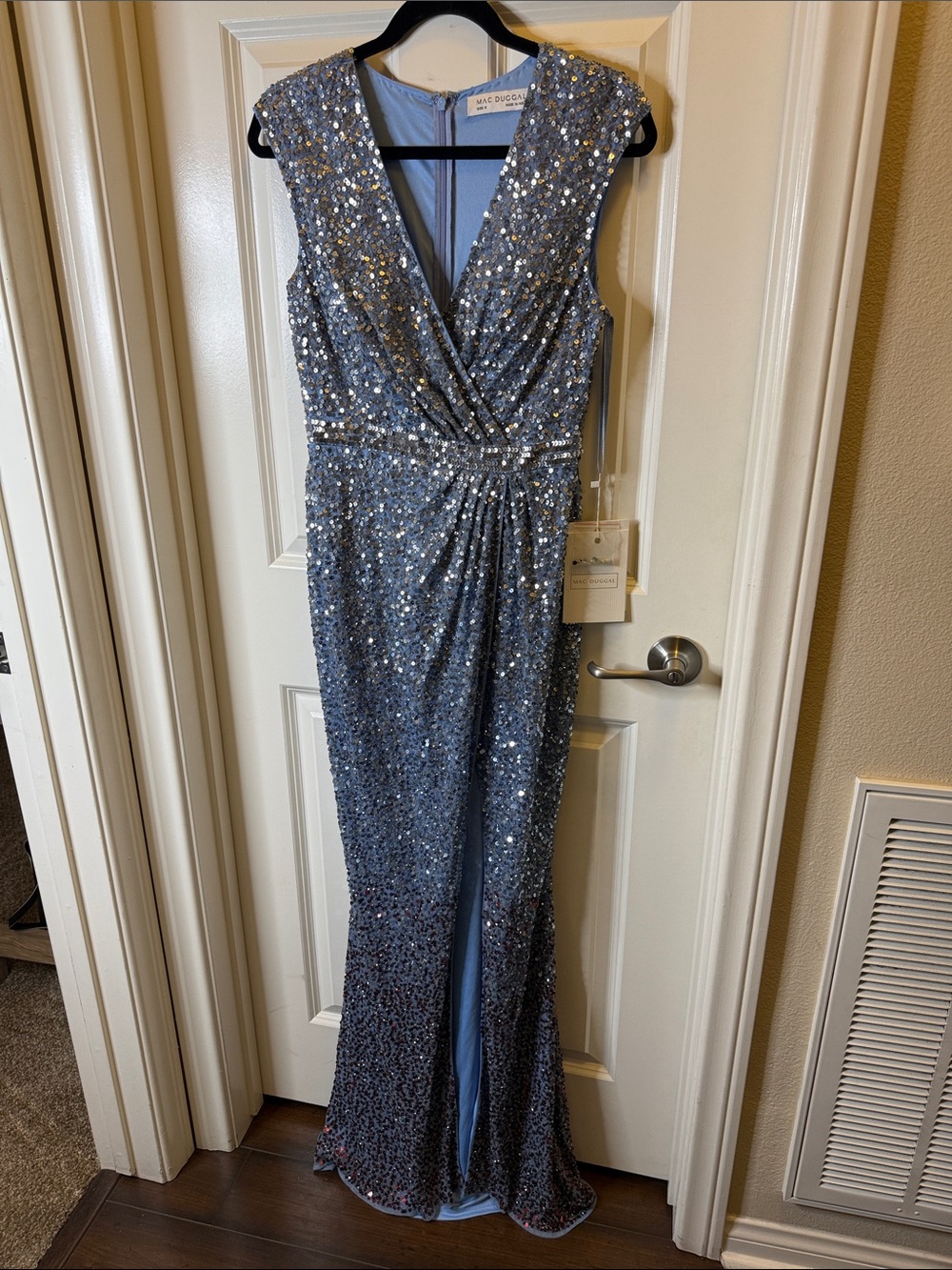 Mac Duggal NWT Blue Ombre Sequin, High Slit, V-Neck, Cap Sleeve Evening Gown